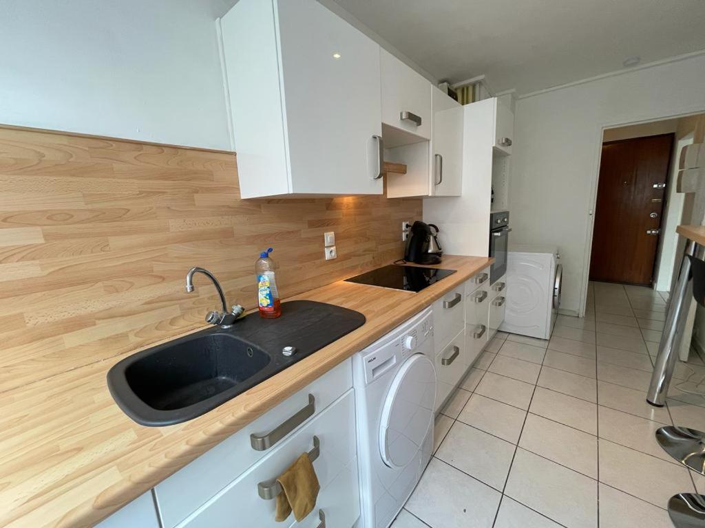 Deux Pieces Ris Orangis Apartment Ris-Orangis Екстериор снимка